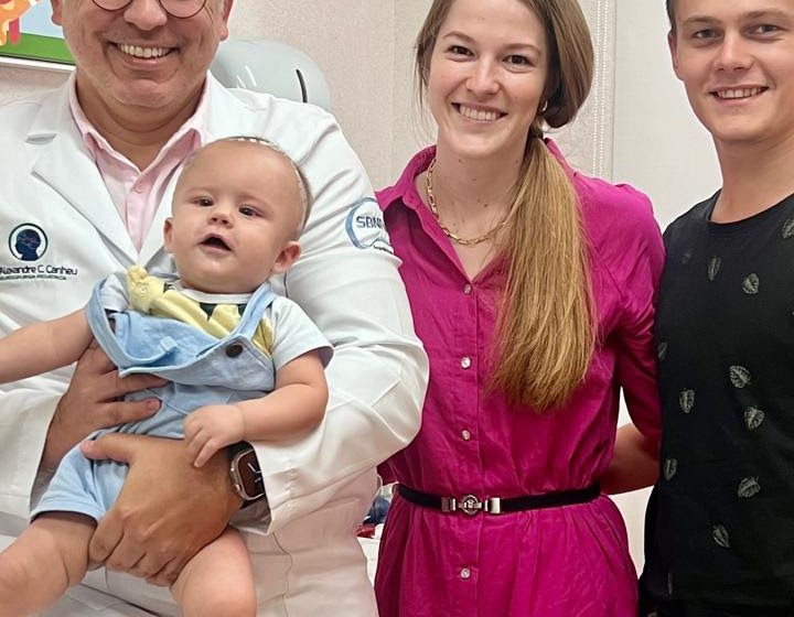  Bebê paraguaio nasce sem espaço para o cérebro se desenvolver e passa por cirurgia em Londrina/PR